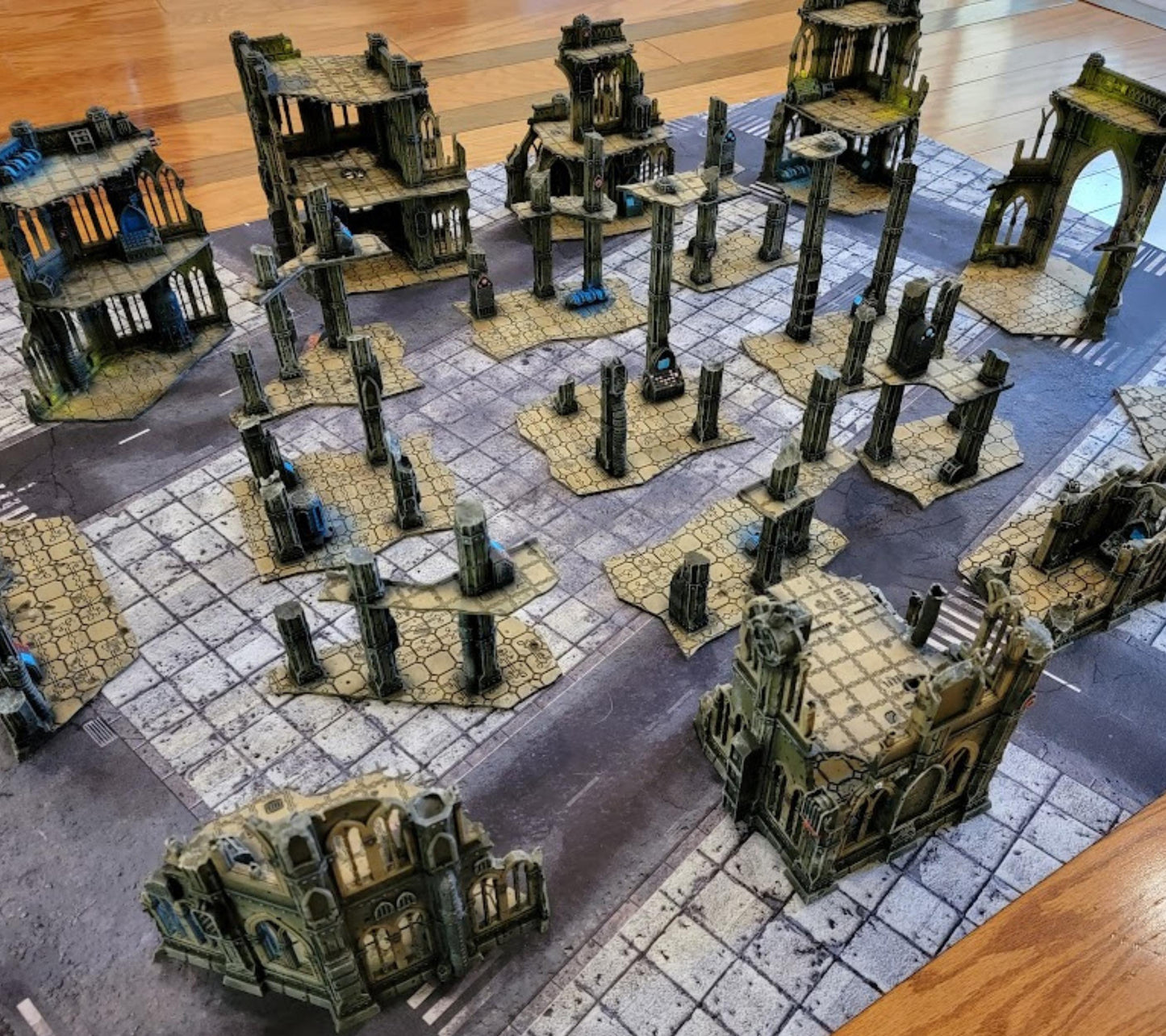 Full-Scale Modular Terrain – Domina Ferra HQ Gothic Fortress Set for 40K, Stargrave, Necromunda (28–32mm Compatible)