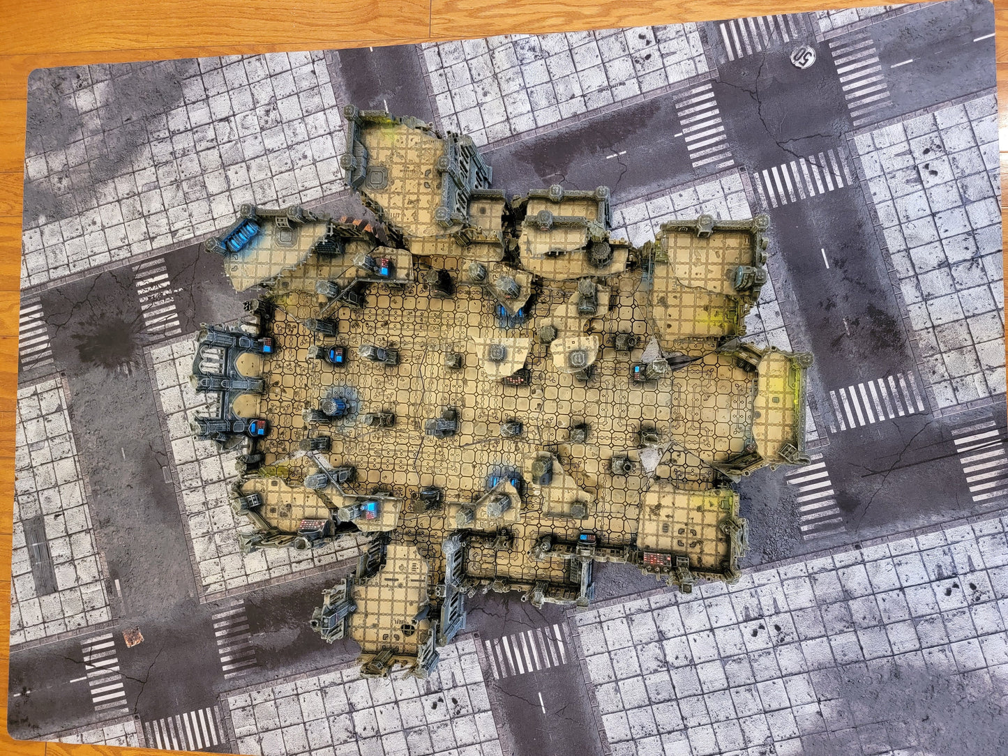 Imperialis HQ Tabletop Terrain, Gothic Sci-Fi Ruins Bundle Imperial Sector, 28mm Rpg & Wargame Scenery, 40k Tournament Game Set