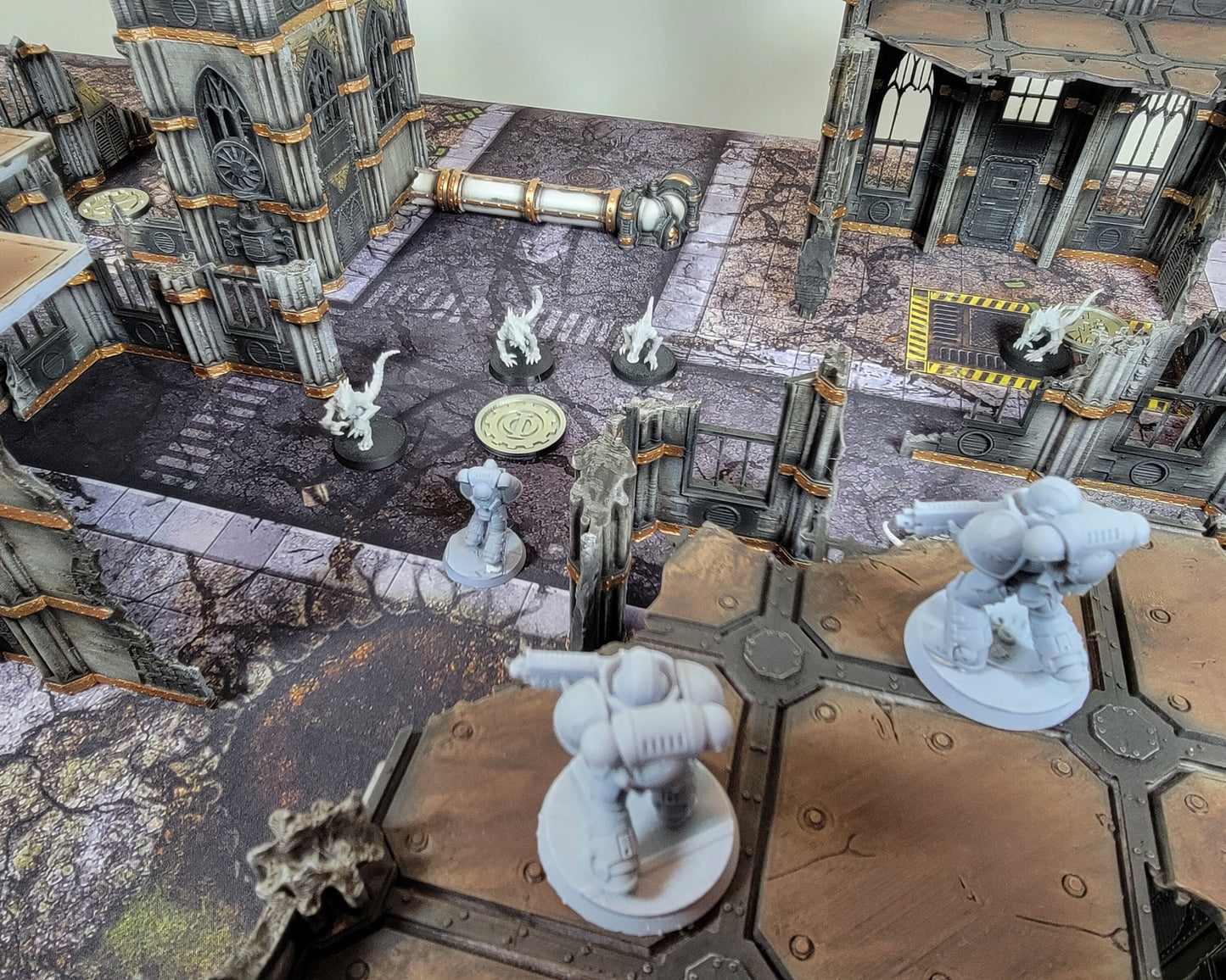 Kill Team 40k Terrain Set: Sector Imperialis Themed, Everything you need to create fun and dynamic Kill Team setups for you wargames.