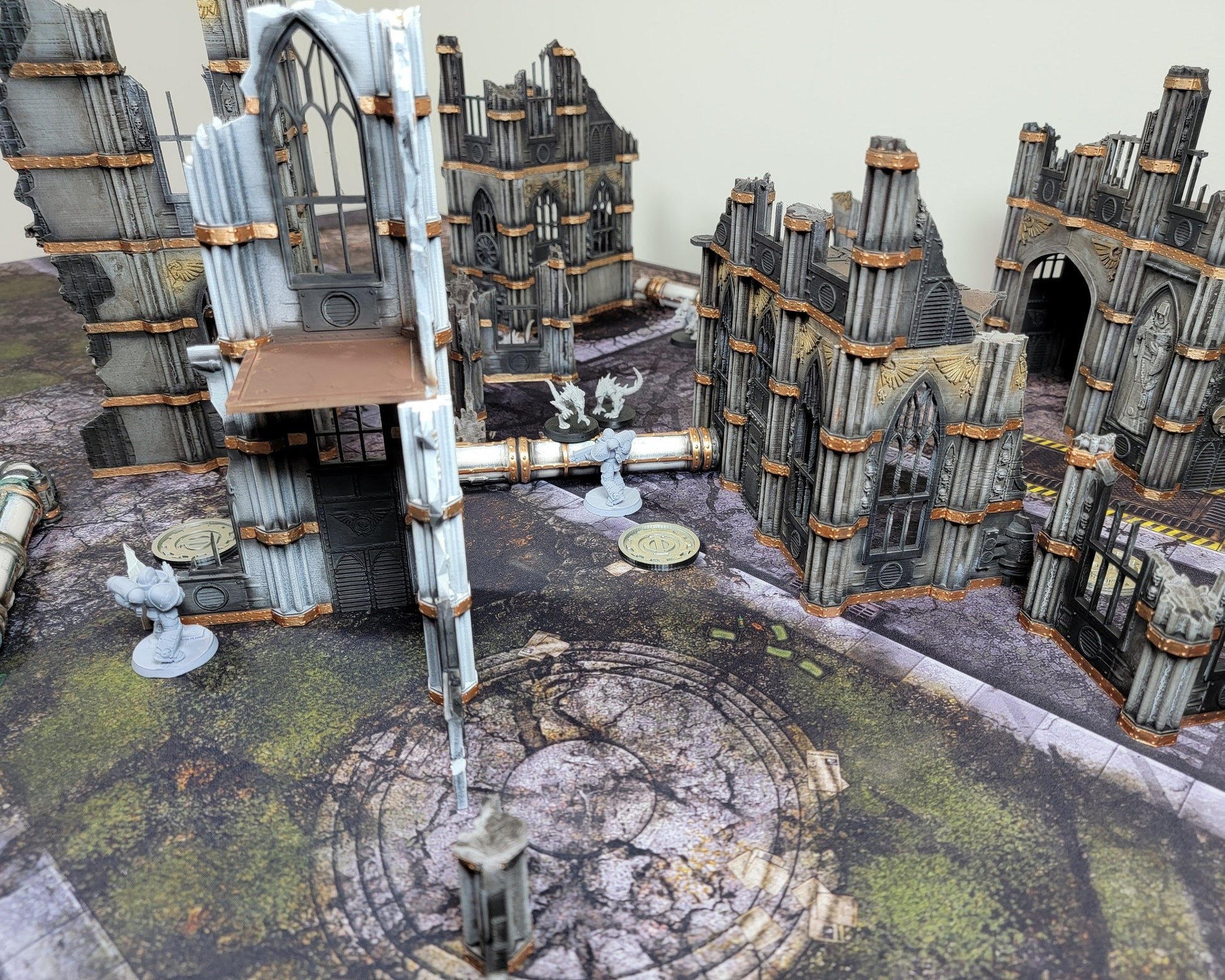 Kill Team 40k Terrain Set: Sector Imperialis Themed, Everything you need to create fun and dynamic Kill Team setups for you wargames.