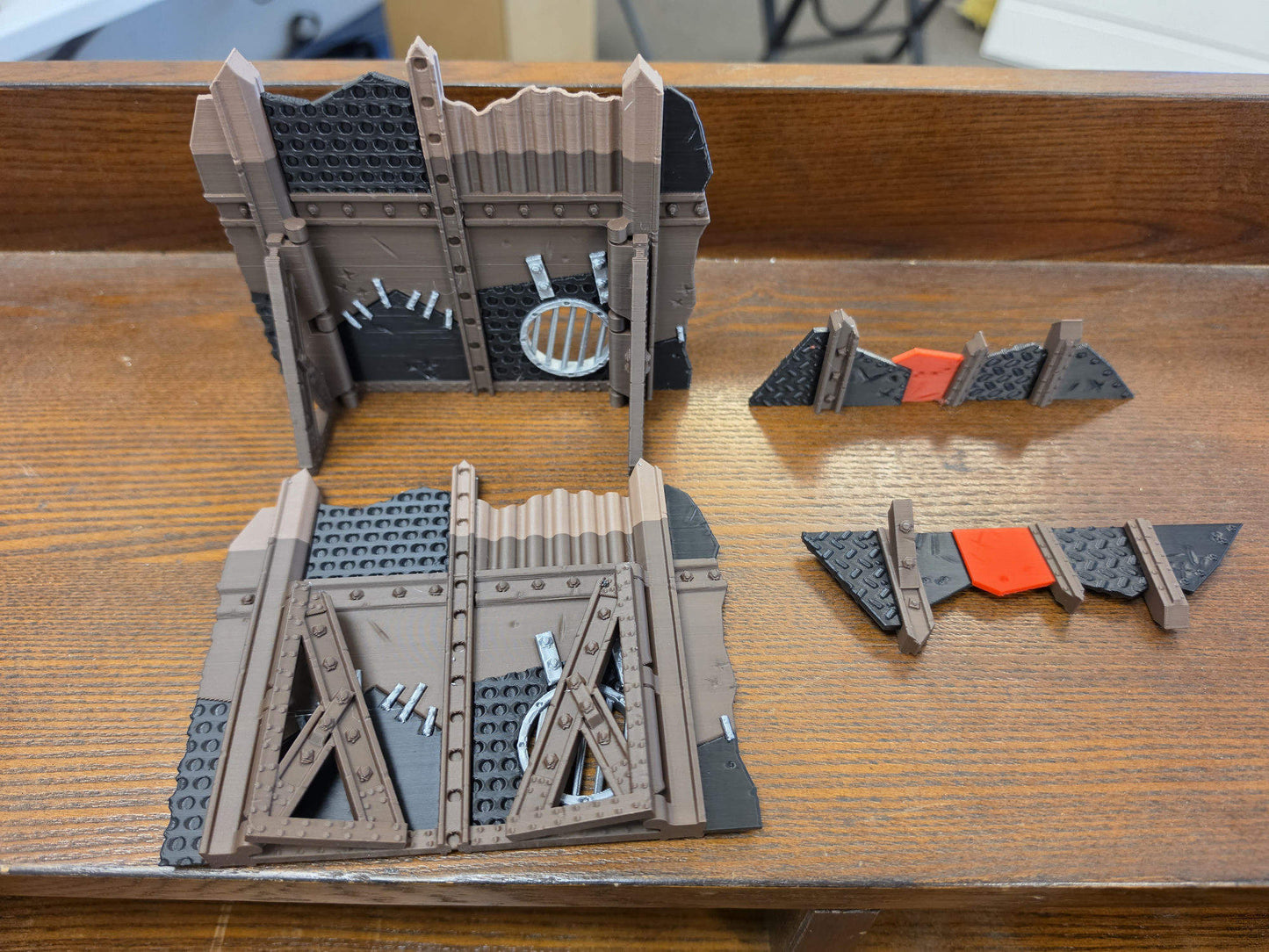 Misprint: Greenskin Foldable Ruins - Gate Wall & Two Barricades